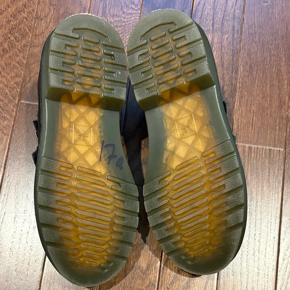 Dr. Martens Kids Size 2 Black Leather Mary Jane Shoes Buckle Strap for Uniform - Picture 8 of 9